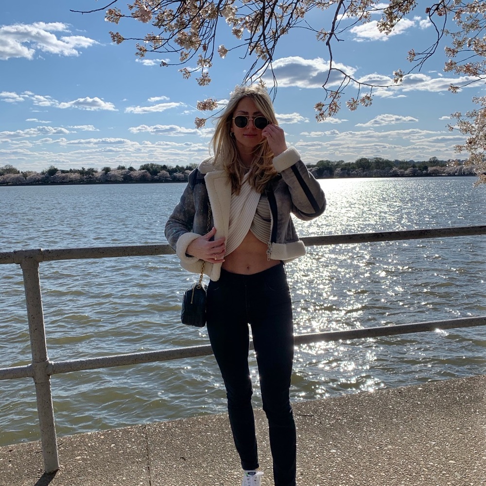 Meet your Posher, Gabrielle